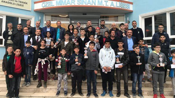 Özel Düzce Mimar Sinan Mesleki ve Teknik Anadolu Lisesi Satranç Turnuvası