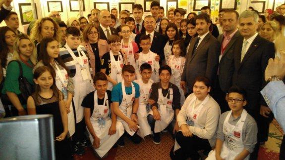 TOKİ Mehmet Akif Ersoy Ortaokulu Bir Düşün Sen Projesi Türkiye Sergisi´nde