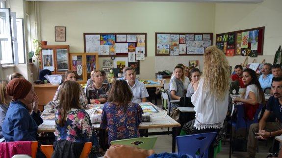 İl Milli Eğitim Müdürümüz Murat YİĞİT 15 Temmuz Şehitler Anadolu Lisesinde "Öğretmenlerimizle 2023´e" ve "Kapsayıcı Eğitim Öğretmen Eğitimi"ne Devam Eden Öğretmenleri Ziyaret Etti