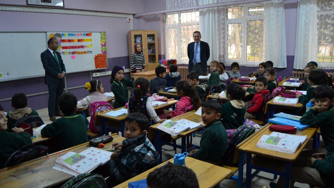 İl Milli Eğitim Müdürümüz Murat YİĞİT 19 Mayıs İlkokulu ve Ortaokulunu Ziyaret Etti