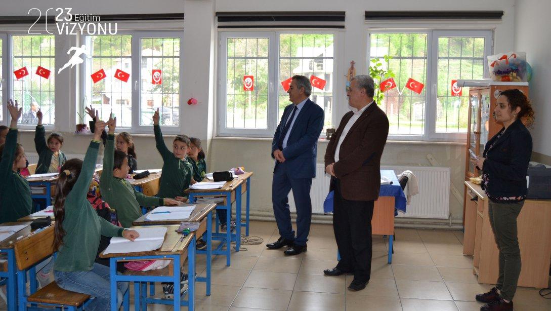 İl Milli Eğitim Müdürümüz Murat YİĞİT Kaynaşlı Dipsizgöl İlkokulu ve Ortaokulu'nu Ziyaret Etti