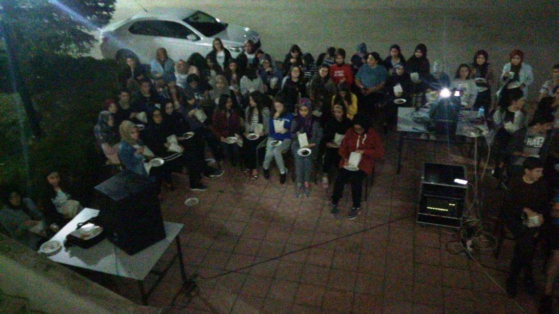 Arsal Anadolu Lisesi Pansiyonunda Kalan Öğrencilerimizin Açık Hava Sinema Etkinliği