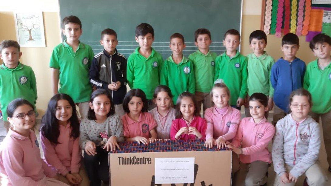 Şehit Ufuk Baysan İlkokulu Öğrencileri Ağrı'daki Arkadaşlarına Bir Yumak Mutluluk Hediye Ettiler 