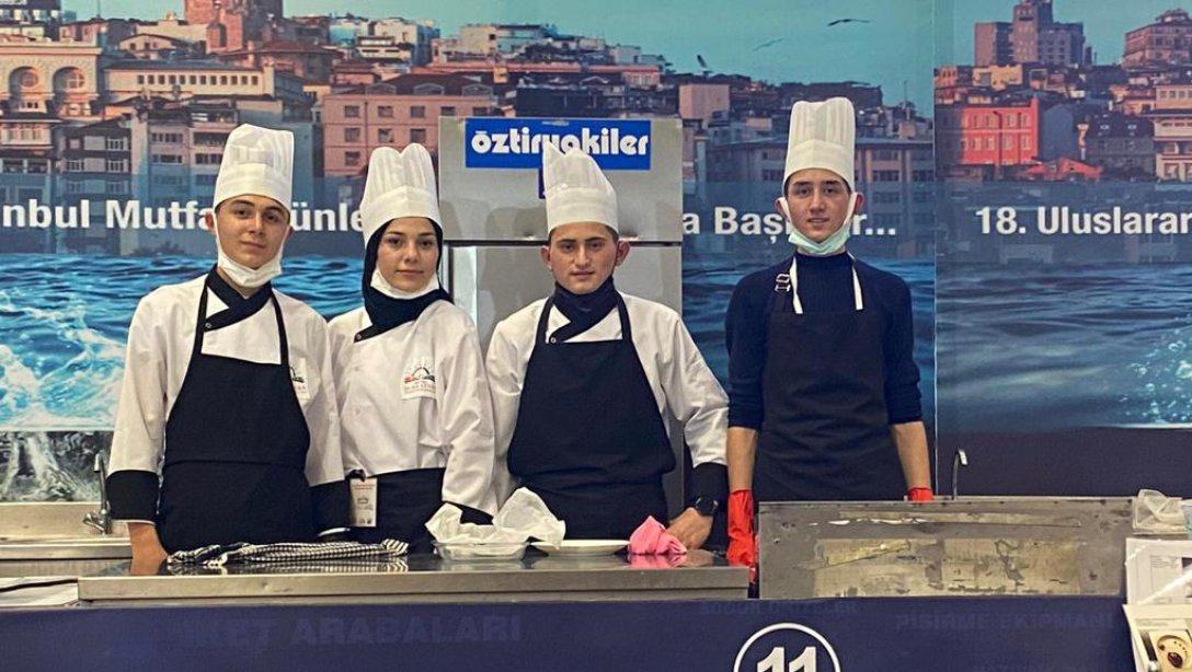 Akçakoca Süha Güven Mesleki ve Teknik Anadolu Lisesi'nden Uluslararası İstanbul Mutfak Günleri 