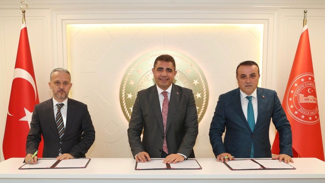 ÇOK DİSİPLİNLİ ÇOCUK VE GENÇ RUH SAĞLIĞI MERKEZİ (ÇÖZGEM) PROTOKOLÜ İMZALANDI